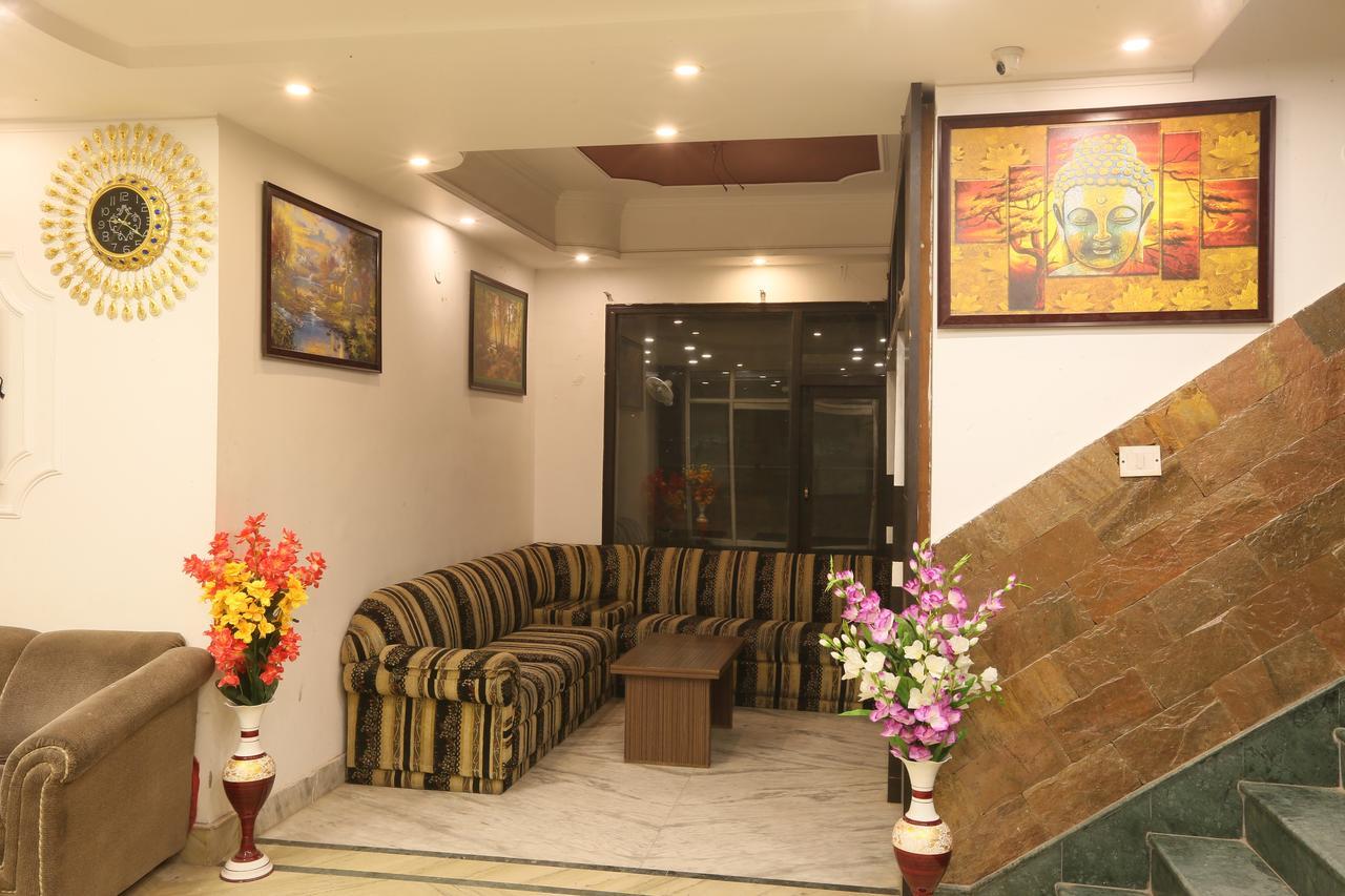 Hotel Katra Residency Extérieur photo