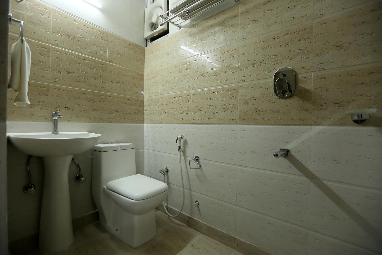 Hotel Katra Residency Extérieur photo